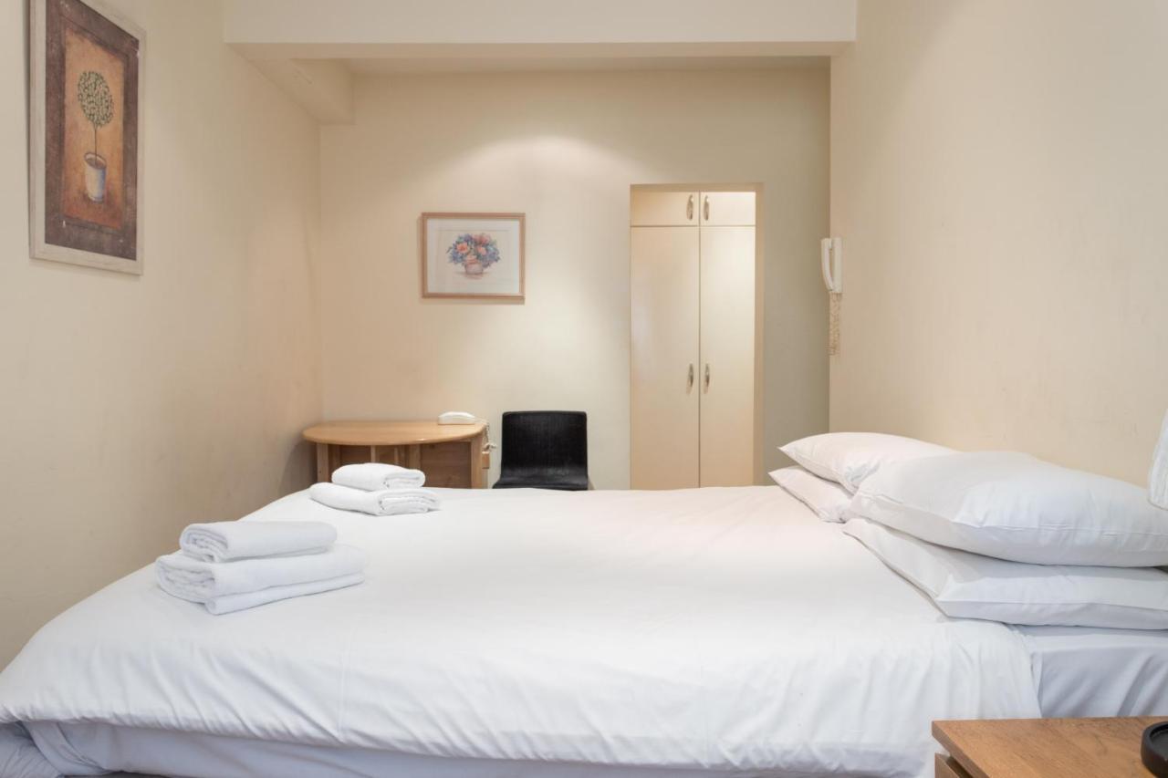 Amber Residence Hotel-Suites London Exterior photo