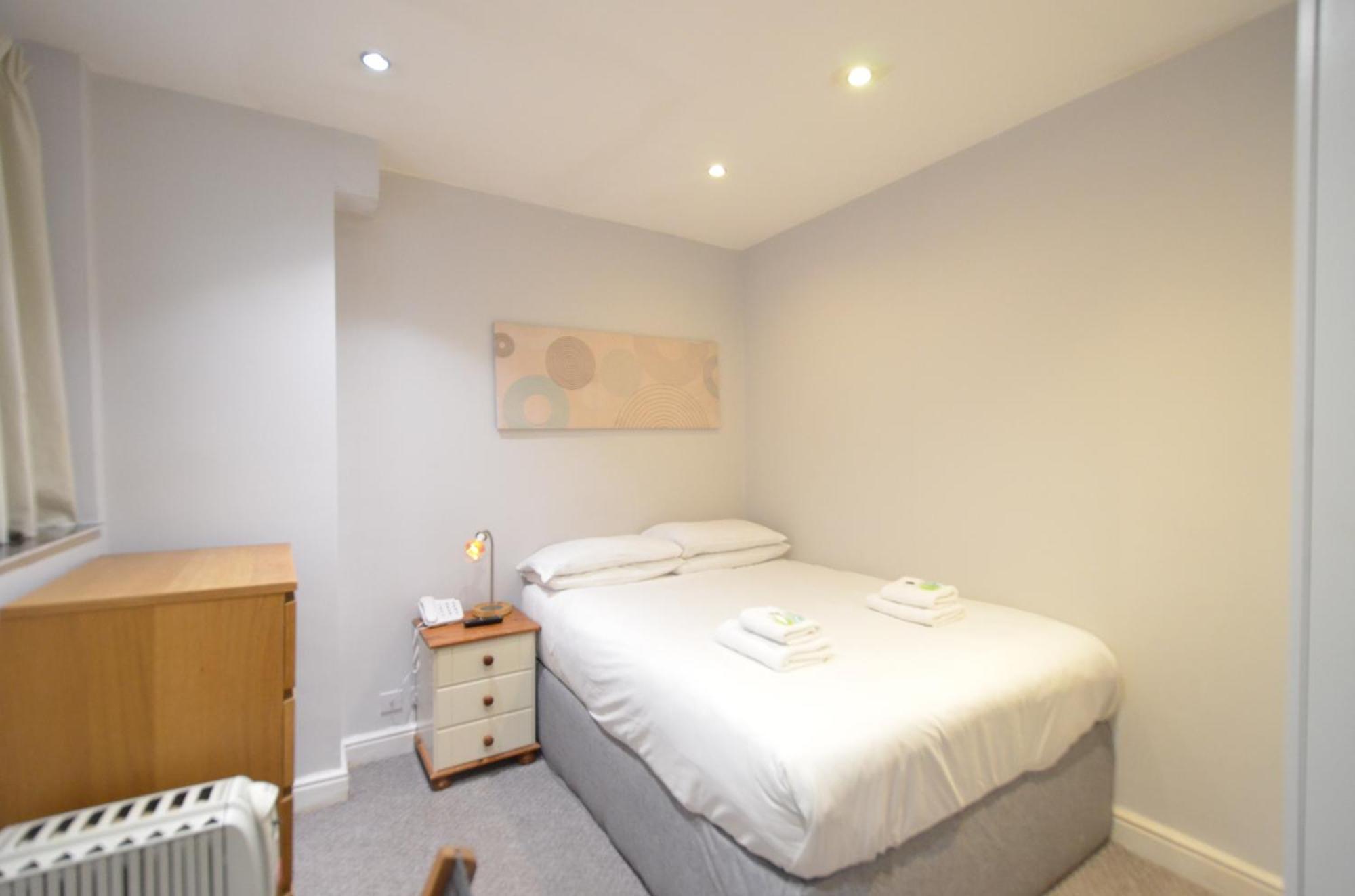 Amber Residence Hotel-Suites London Exterior photo