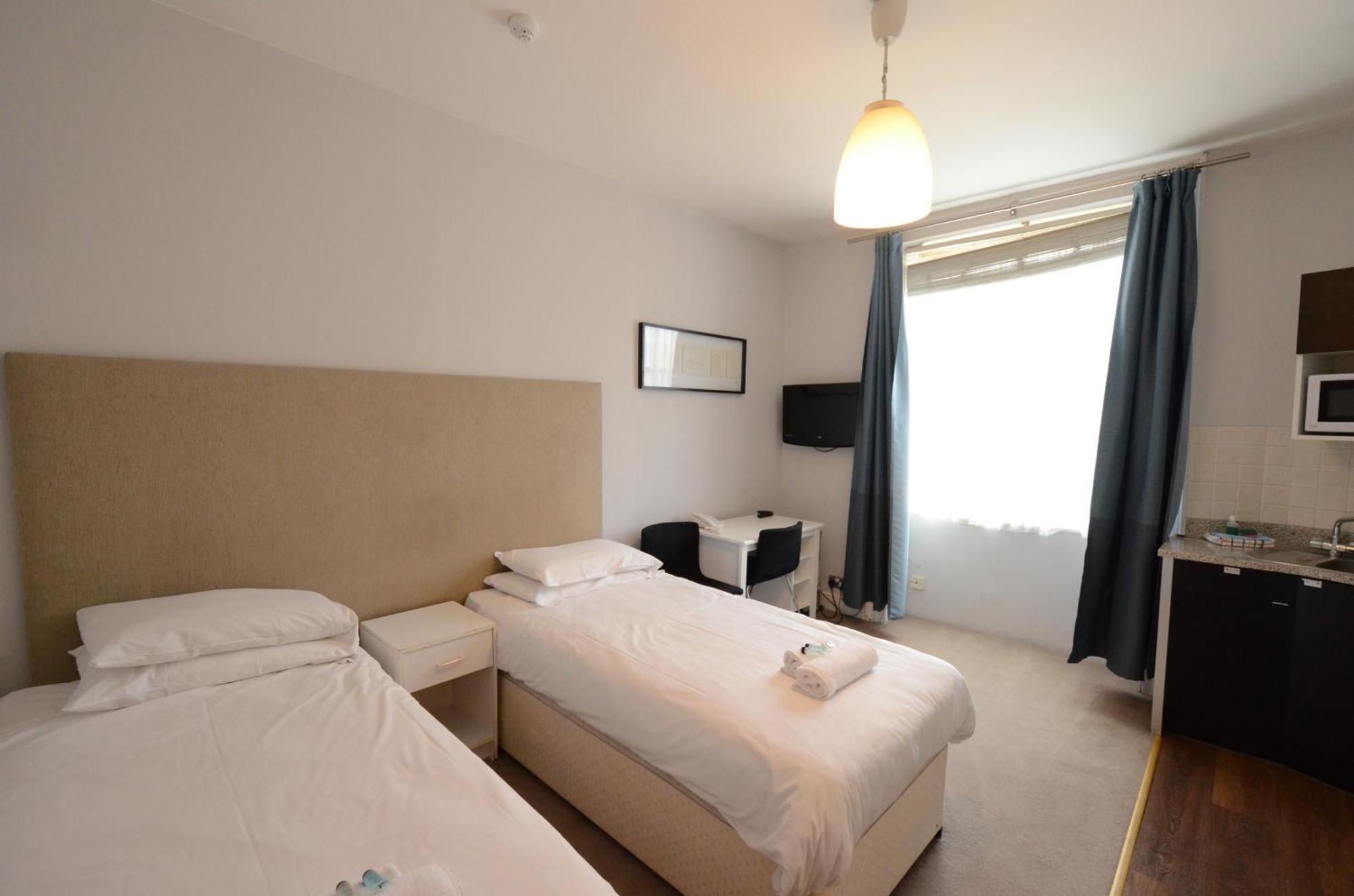 Amber Residence Hotel-Suites London Exterior photo